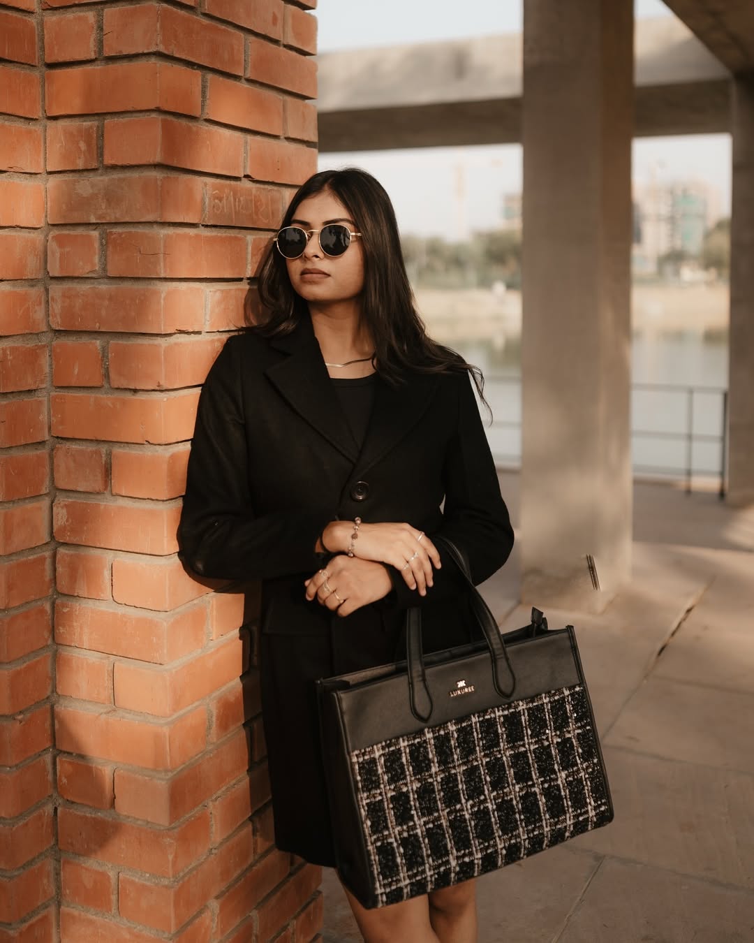 #color_black